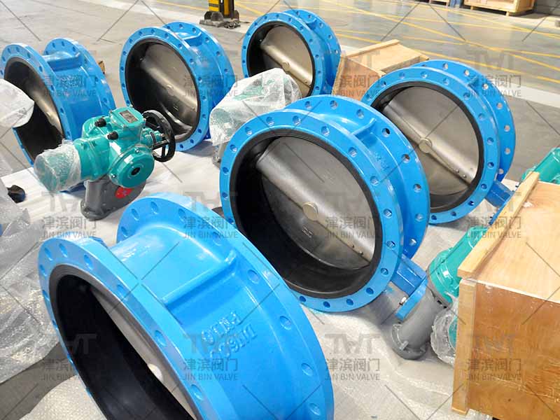 Electric flanged butterfly valves are about to be delivered